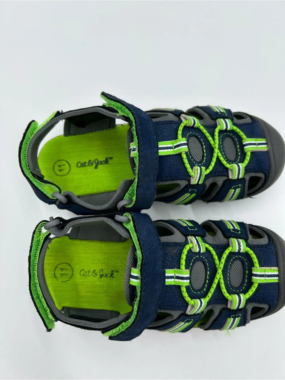 Cat & Jack Kids Navy and Lime Green Outdoor Sandals 11